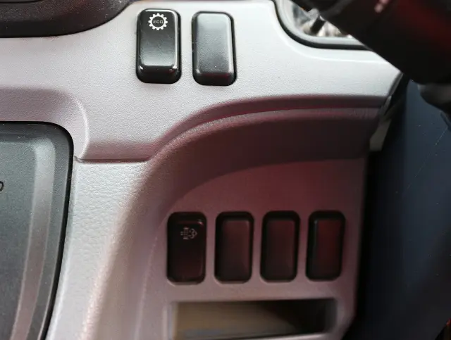 三菱 キャンター TPG-FDA00(4WD)の写真35