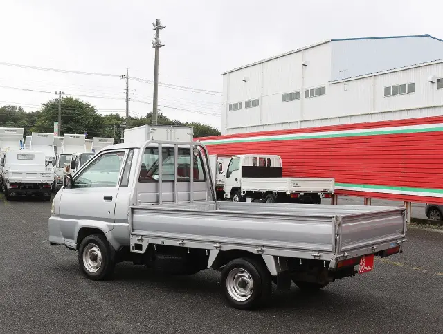 トヨタ ライトエーストラック GK-KM75(2WD)の写真7