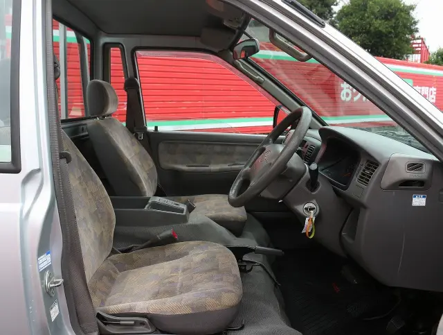 トヨタ ライトエーストラック GK-KM75(2WD)の写真27