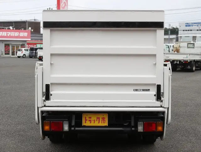 いすゞ エルフ TPG-NJR85A(2WD)の写真6