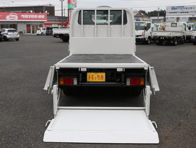 いすゞ エルフ TPG-NJR85A(2WD)の写真20