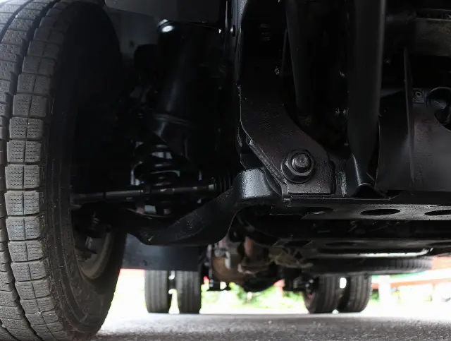 いすゞ エルフ TPG-NJR85A(2WD)の写真25