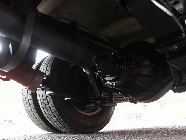 いすゞ エルフ TPG-NJR85A(2WD)の写真26