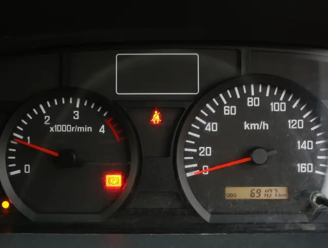 いすゞ エルフ TPG-NJR85A(2WD)の写真34