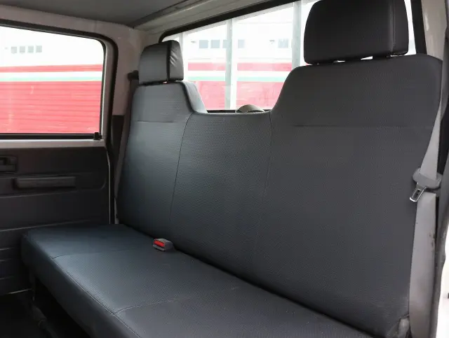 いすゞ エルフ TPG-NJR85A(2WD)の写真44