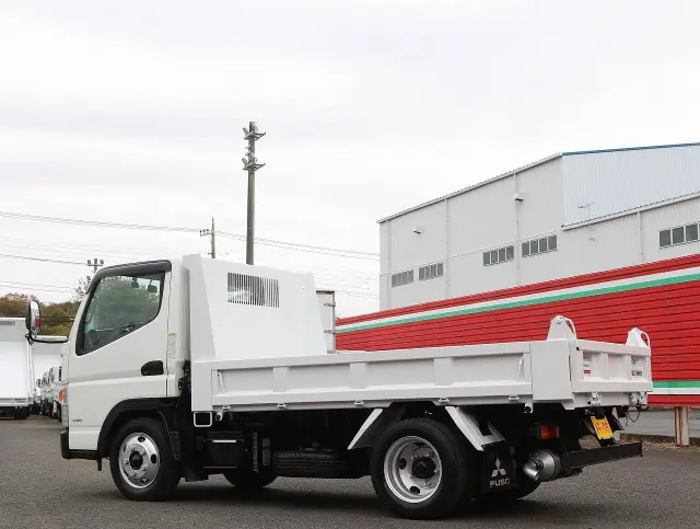 三菱 キャンター 2PG-FBA30(2WD)の写真10