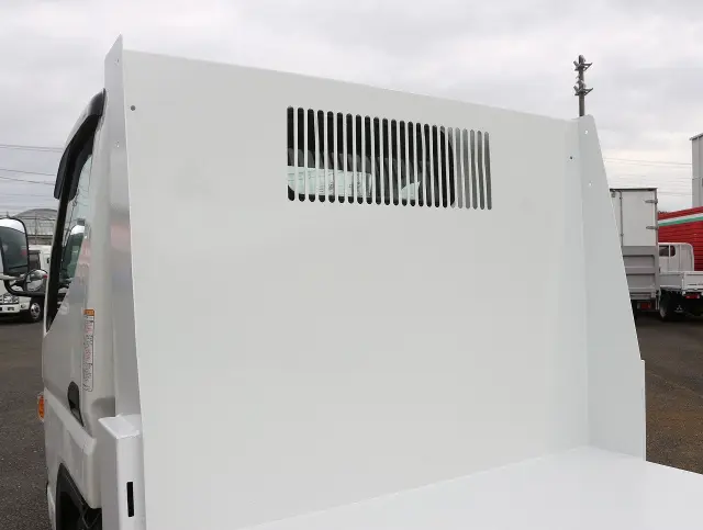 三菱 キャンター 2PG-FBA30(2WD)の写真18