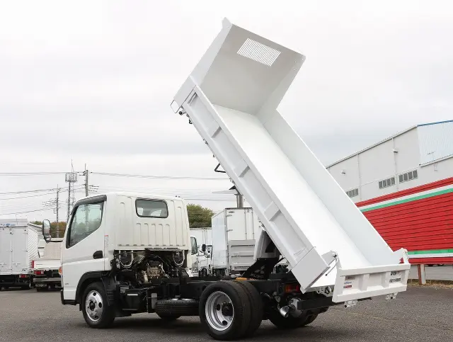 三菱 キャンター 2PG-FBA30(2WD)の写真26