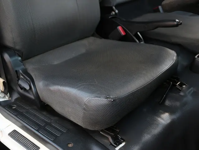 三菱 キャンター 2PG-FBA30(2WD)の写真36