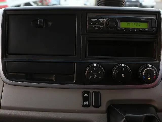 三菱 キャンター 2PG-FBA30(2WD)の写真40