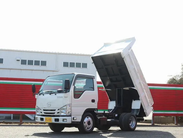 マツダ タイタン 2RG-LKR88AD(2WD)の写真1