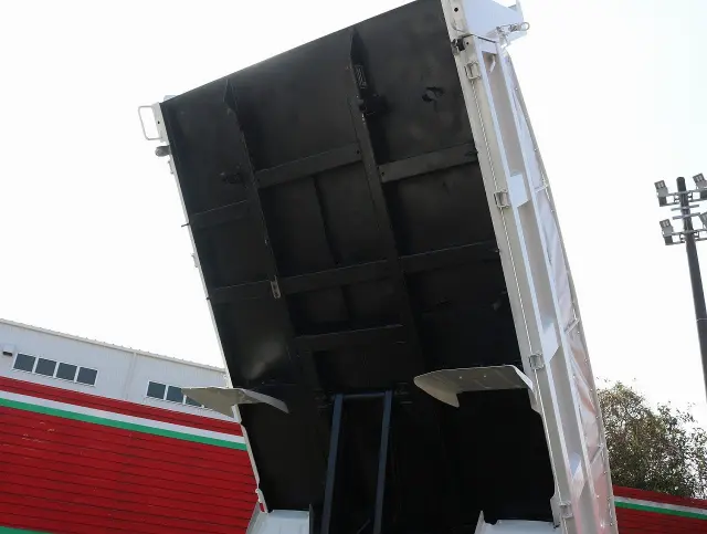 マツダ タイタン 2RG-LKR88AD(2WD)の写真25