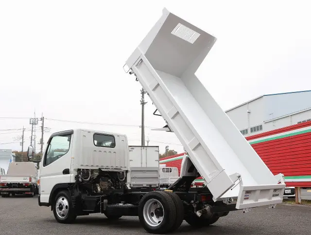 三菱 キャンター 2PG-FBA30(2WD)の写真24