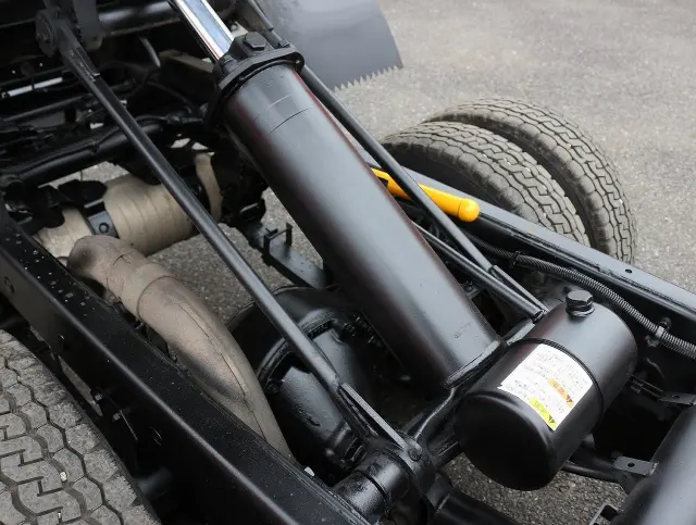 三菱 キャンター 2PG-FBA30(2WD)の写真29