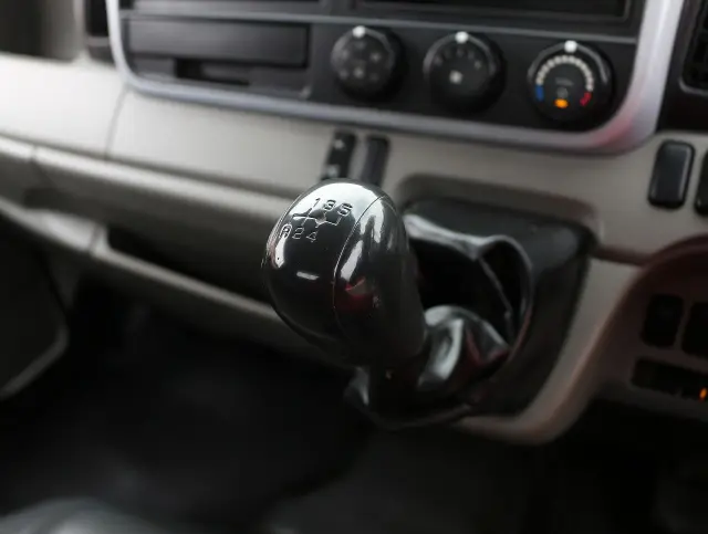 三菱 キャンター 2PG-FBA30(2WD)の写真40