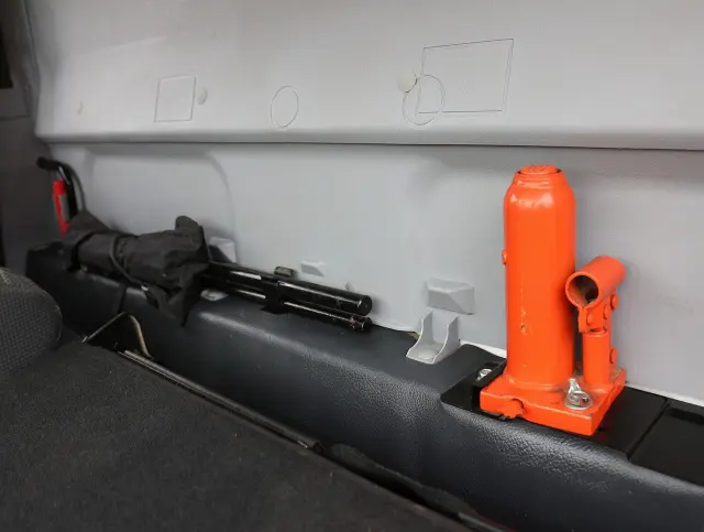 三菱 キャンター 2PG-FBA30(2WD)の写真47