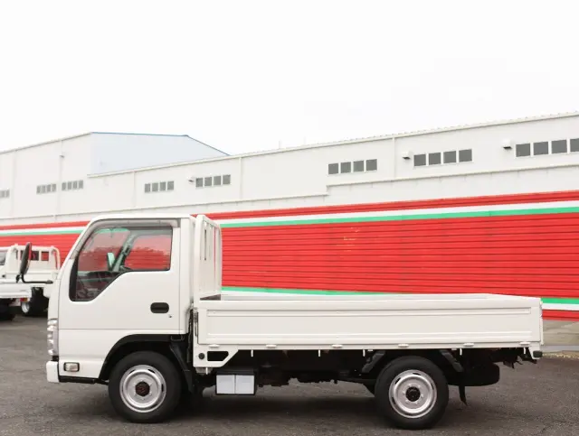 いすゞ エルフ TRG-NHS85A(4WD)の写真8