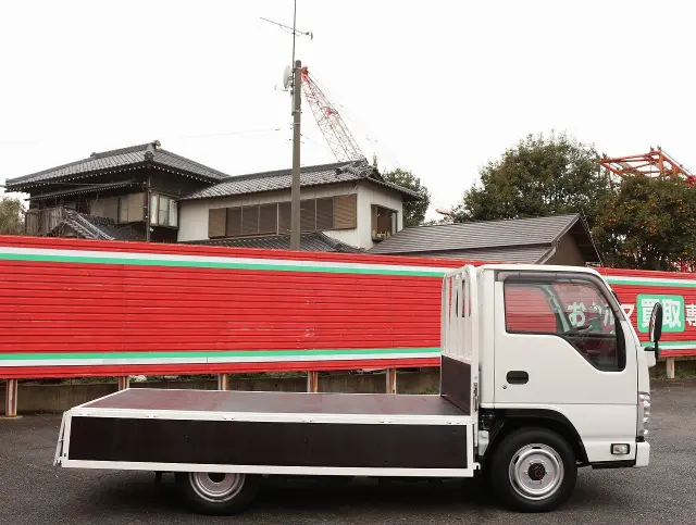 いすゞ エルフ TRG-NHS85A(4WD)の写真14