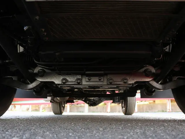 いすゞ エルフ TRG-NHS85A(4WD)の写真26