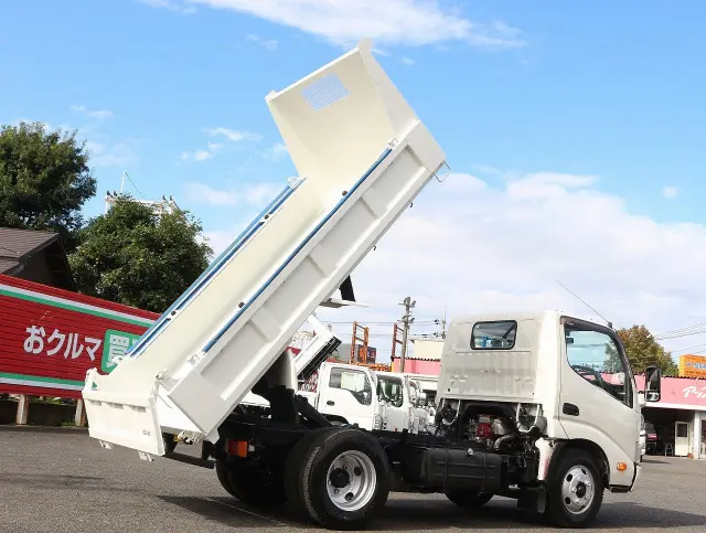 日野 デュトロ TKG-XZU620T(2WD)の写真17