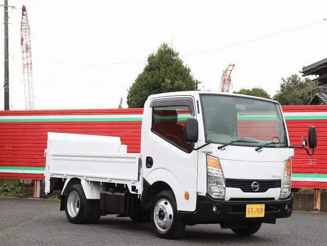 日産 アトラス SKG-TZ2F4(2WD)の写真3