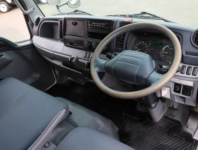 三菱 キャンター TKG-FBA30(2WD)の写真42