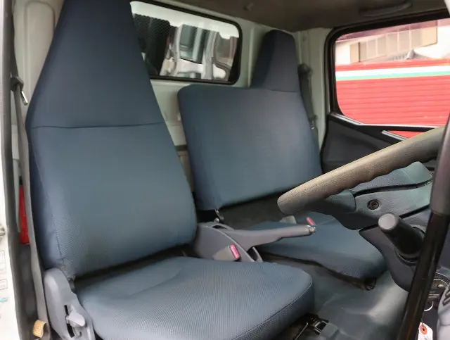 三菱 キャンター TKG-FBA30(2WD)の写真43