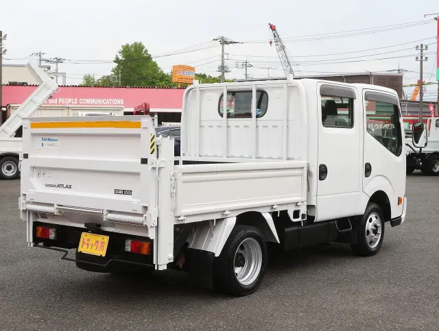 日産 アトラス SKG-SZ2F24(2WD)の写真2