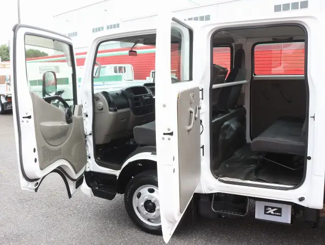 日産 アトラス SKG-SZ2F24(2WD)の写真23