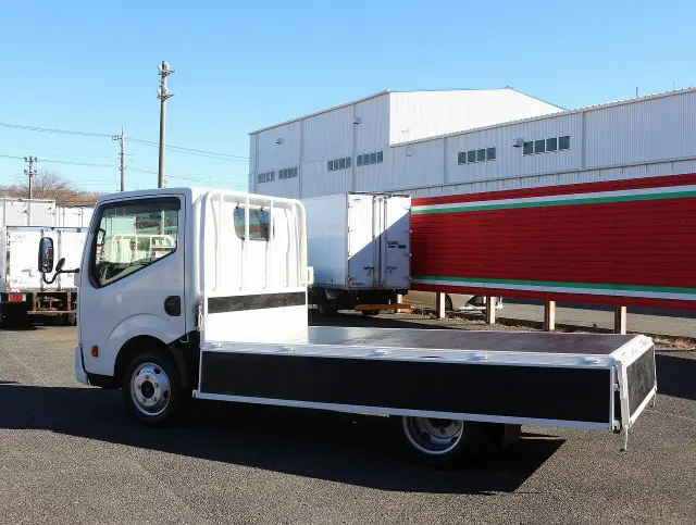 日産 アトラス SKG-TZ2F24(2WD)の写真17