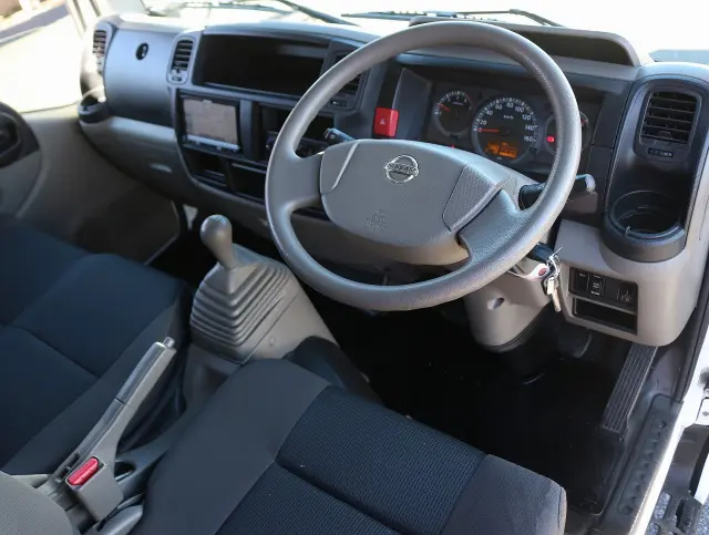 日産 アトラス SKG-TZ2F24(2WD)の写真28