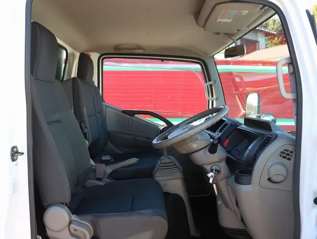 日産 アトラス SKG-TZ2F24(2WD)の写真29