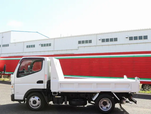 三菱 キャンター TPG-FBA30(2WD)の写真9