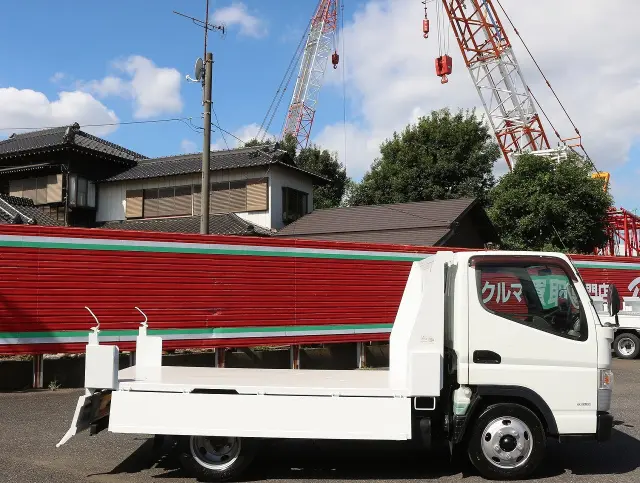 三菱 キャンター TPG-FBA30(2WD)の写真15