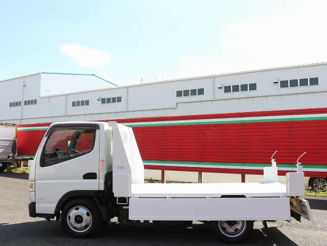 三菱 キャンター TPG-FBA30(2WD)の写真18