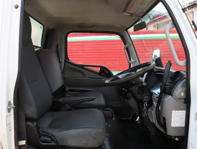 三菱 キャンター TPG-FBA30(2WD)の写真32