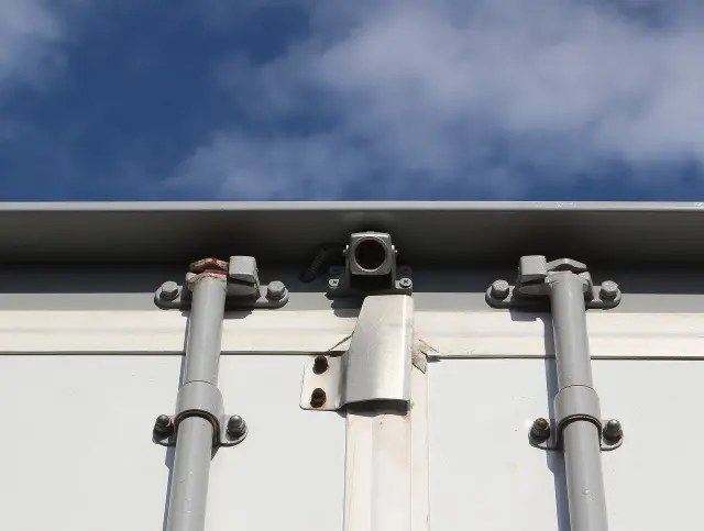 いすゞ エルフ TRG-NJR85AN(2WD)の写真27