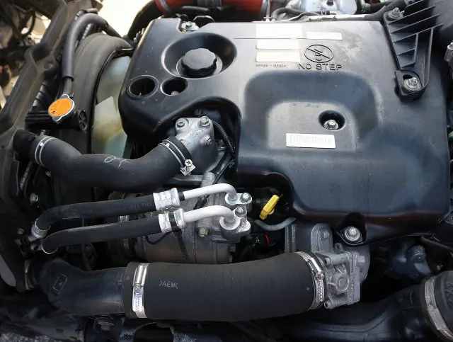 いすゞ エルフ TRG-NJR85AN(2WD)の写真28