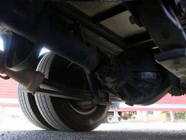 いすゞ エルフ TRG-NJR85AN(2WD)の写真33