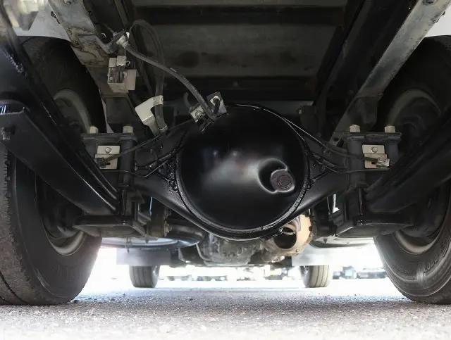 いすゞ エルフ TRG-NJR85AN(2WD)の写真34