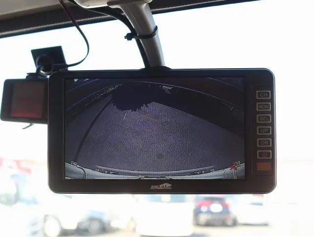 いすゞ エルフ TRG-NJR85AN(2WD)の写真45