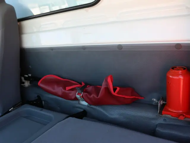 いすゞ エルフ TRG-NJR85AN(2WD)の写真49