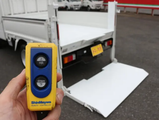 日産 アトラス TKG-SZ2F24(2WD)の写真25