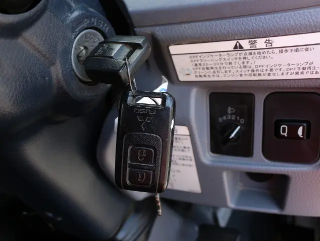 三菱 キャンター TKG-FBA30(2WD)の写真45