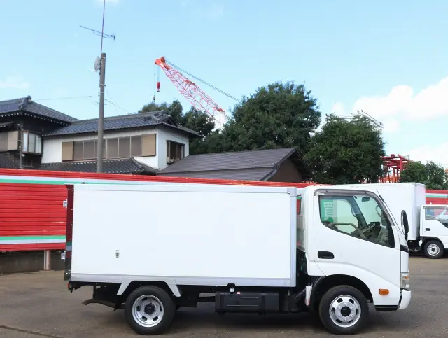 トヨタ ダイナ LDF-KDY231(2WD)の写真4