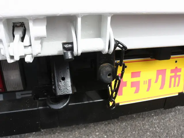 いすゞ エルフ SKG-NJR85AD(2WD)の写真8