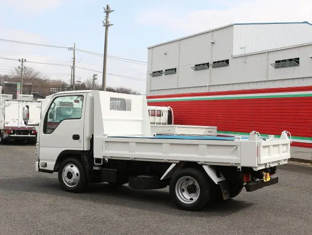 いすゞ エルフ SKG-NJR85AD(2WD)の写真9