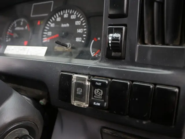 いすゞ エルフ SKG-NJR85AD(2WD)の写真41