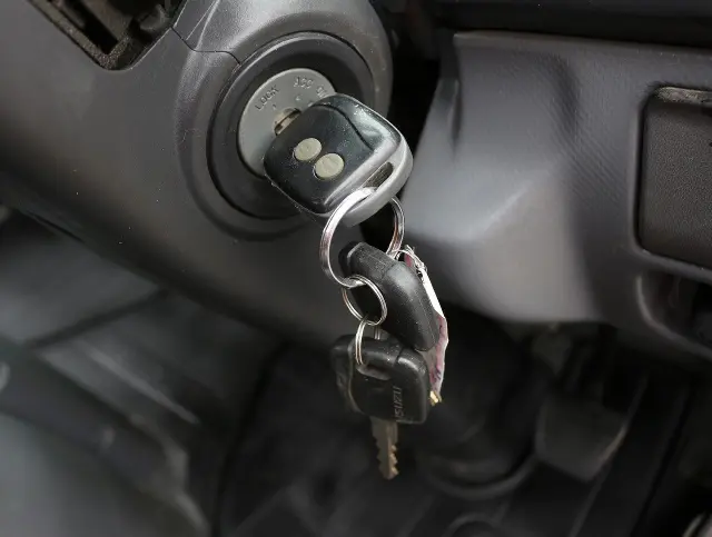 いすゞ エルフ SKG-NJR85AD(2WD)の写真42