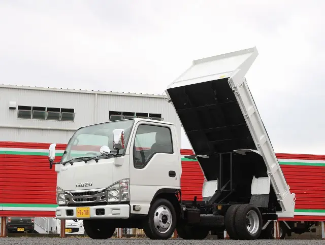 いすゞ エルフ SKG-NJR85AD(2WD)の写真50